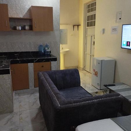Divine Studio Bed & Breakfast Mombasa Eksteriør bilde