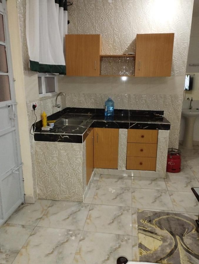 Divine Studio Bed & Breakfast Mombasa Eksteriør bilde